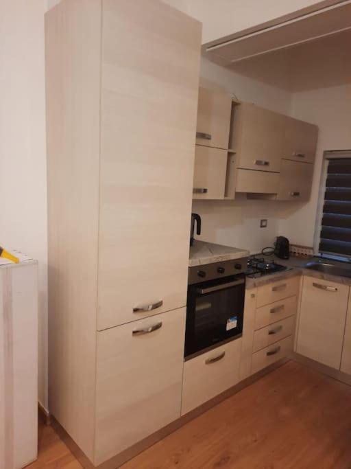 N&Ghomesweethome Raffaelloelegante Appartamento Ideale Casa Vacanze Affari Milão Exterior foto